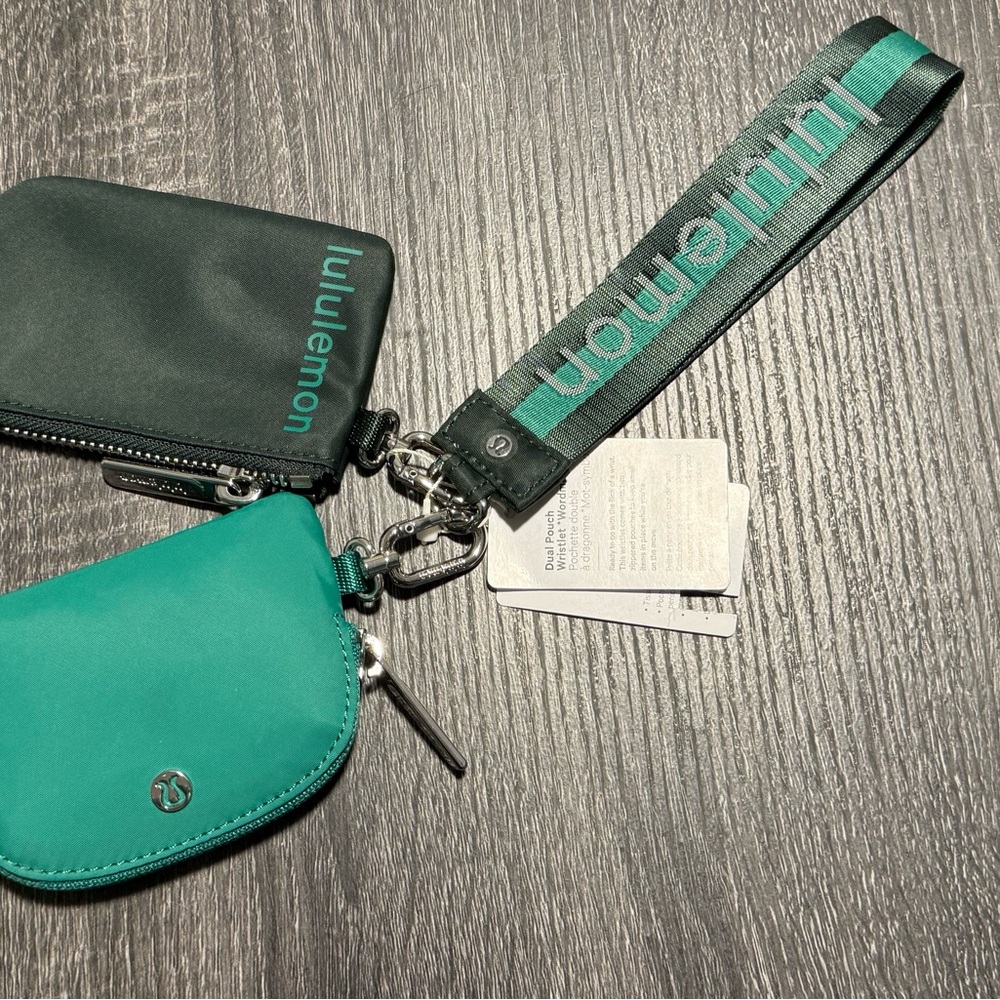 Lululemon Dual Wallet